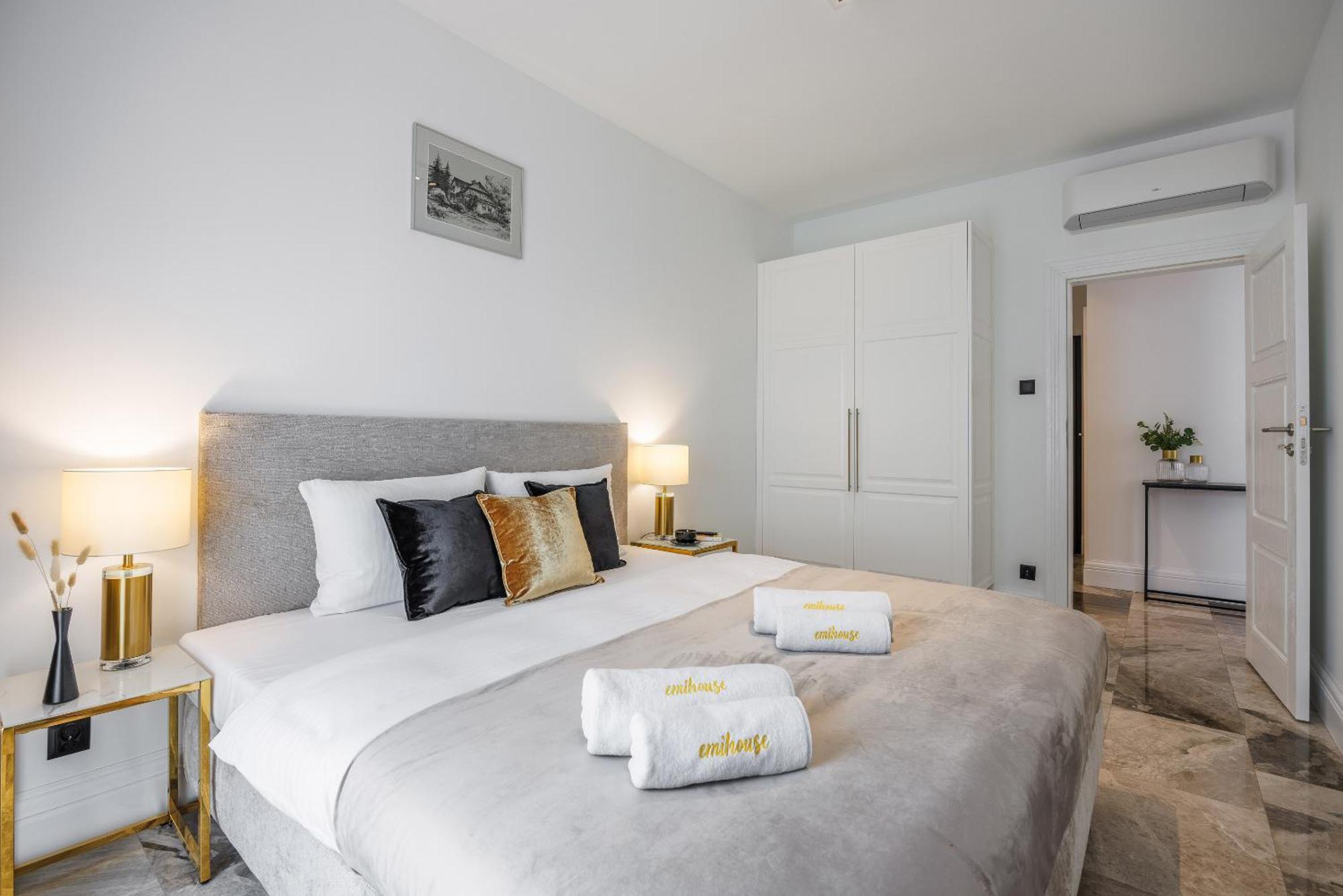 Emihouse Riverside Premium Apartments & Free Parking Rzeszow Exterior photo