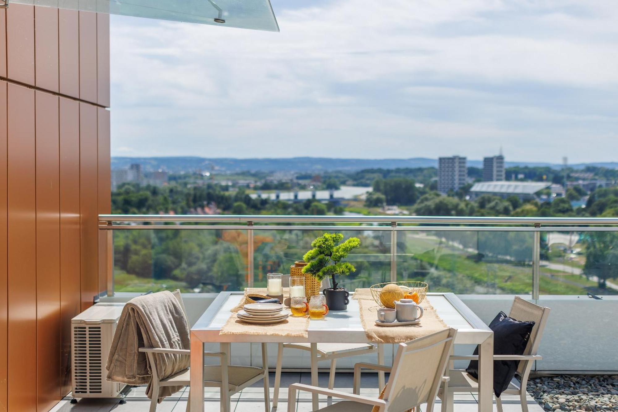 Emihouse Riverside Premium Apartments & Free Parking Rzeszow Exterior photo
